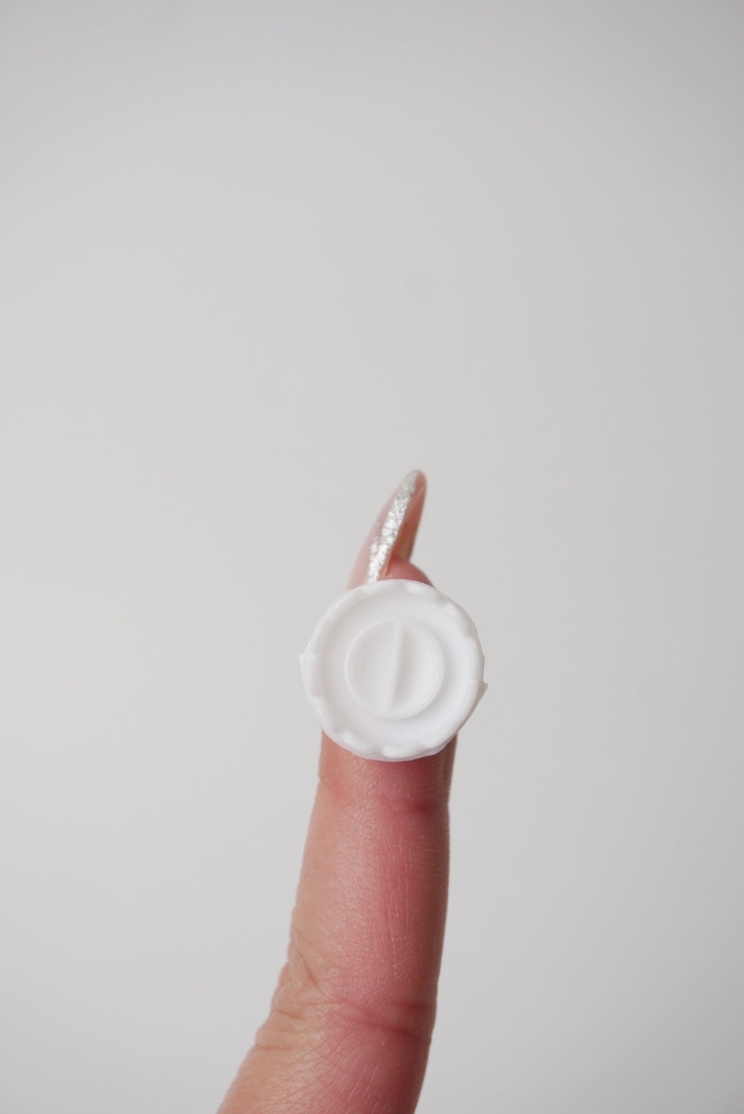 Flower Cup Glue Ring - White
